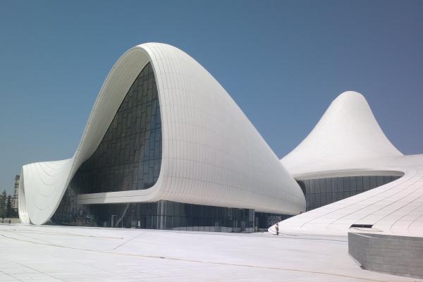 Центр Гейдара Алиева фото