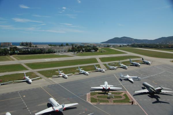 Аэропорт Ниццы фото