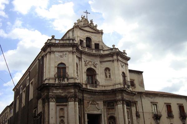 Церковь аббатства Святой Агаты в Катании фото