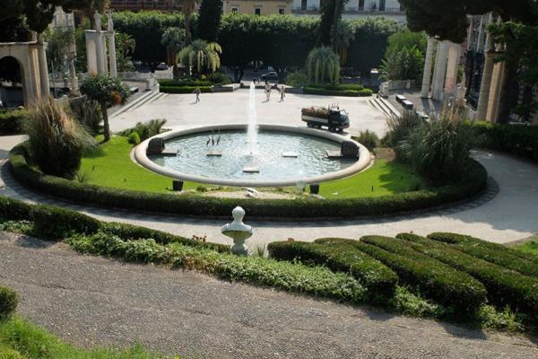 Парк “Вилла Беллини” в Катании фото