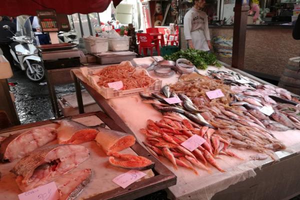 Рыбный рынок фото