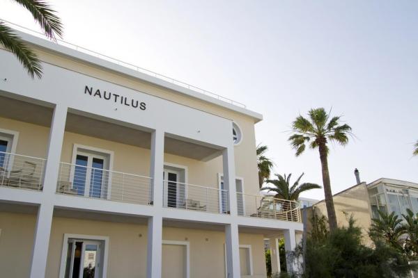 Hotel Nautilus фото