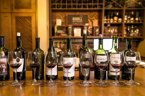 Carpe Diem Wine Shop & Bar фото