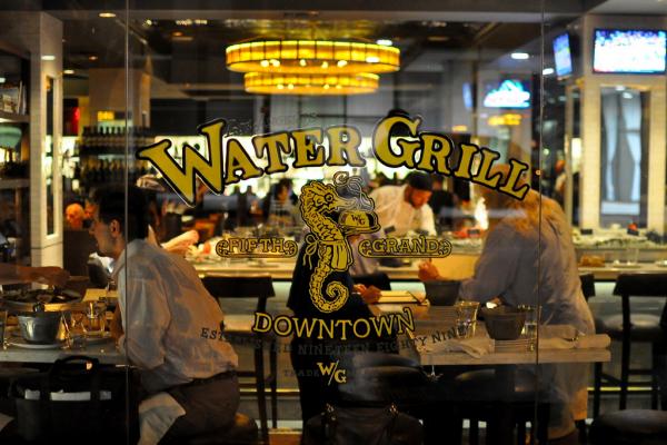 Water Grill фото