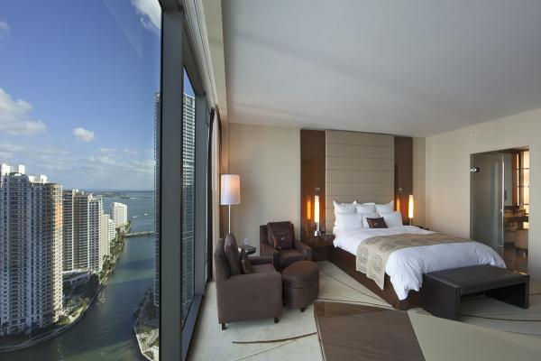 Номер в отеле JW Marriott Marquis Miami фото
