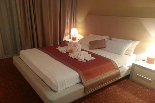Hotel San фото