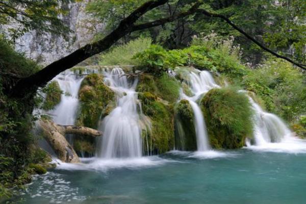 Тридцать три водопада фото