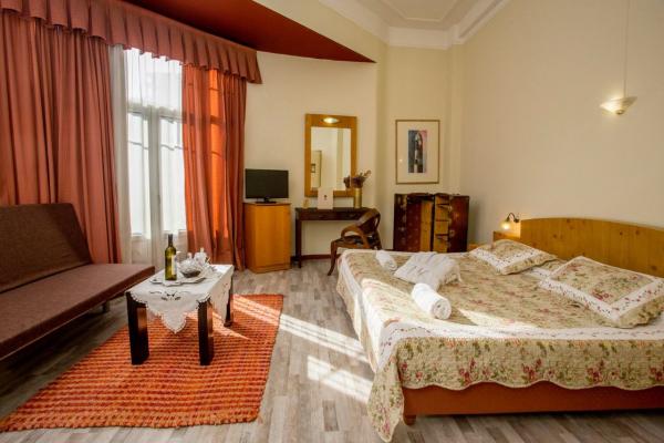 Hotel Kinissi Palace фото