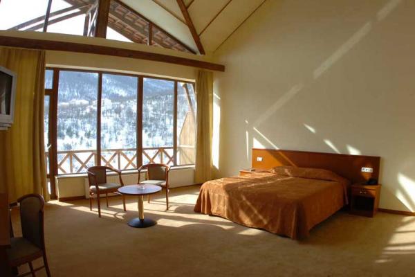 Arthurs Aghveran Resort