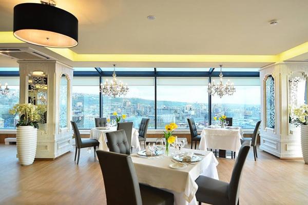 Opera Suite Hotel