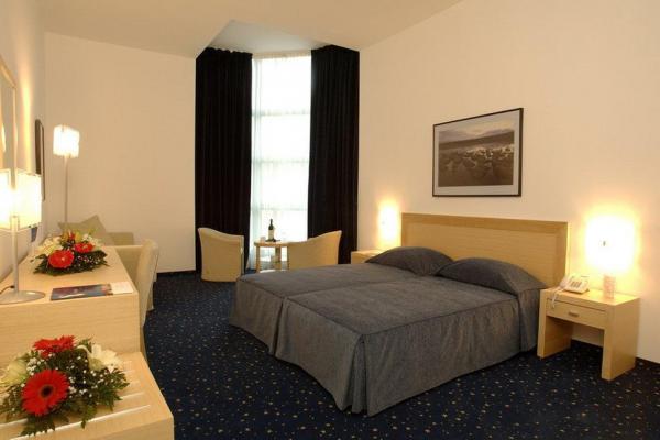 Hotel Blue Star фото
