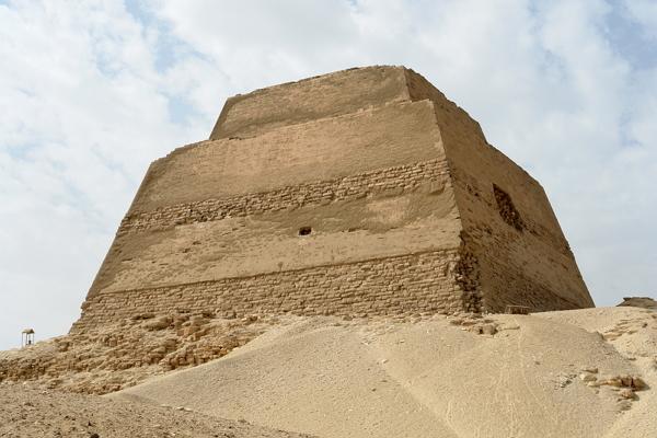 Мейдумская пирамида фото