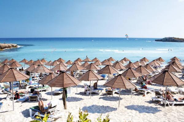 Nissi Beach в Айя-Напа