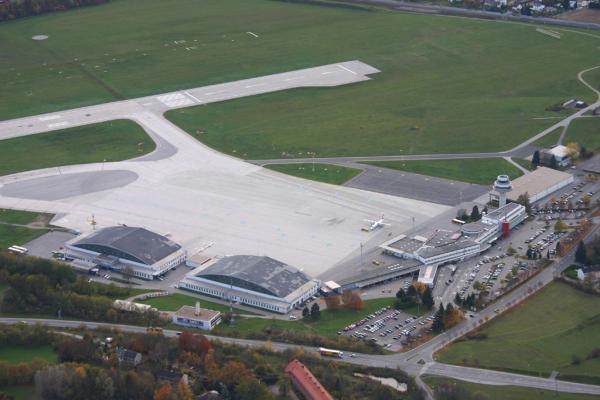 Аэропорт Клагенфурта-ам-Вёртерзе фото