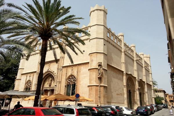 Llotja фото