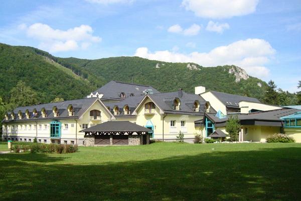 Раецке Теплице фото