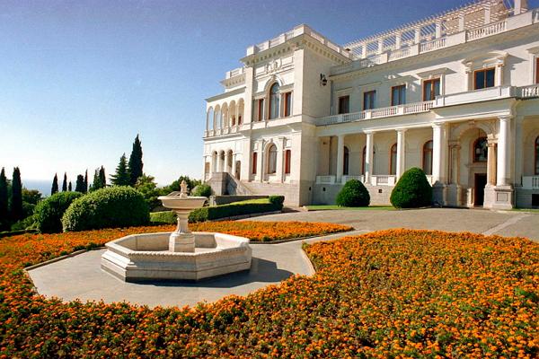 Ливадийский дворец фото