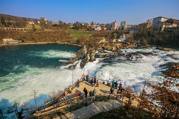 Рейнский водопад фото
