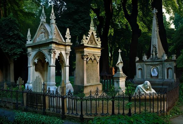 Лычаковское кладбище фото