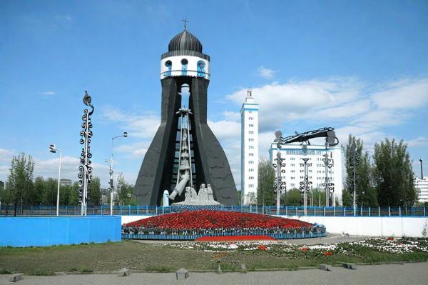 Остров слез в Минске фото