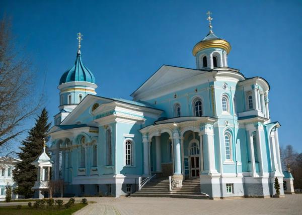 Алексеево-Акатов монастырь фото