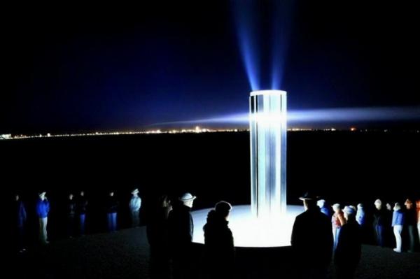 Башня «Представьте себе мир» (Imagine Peace Tower) фото