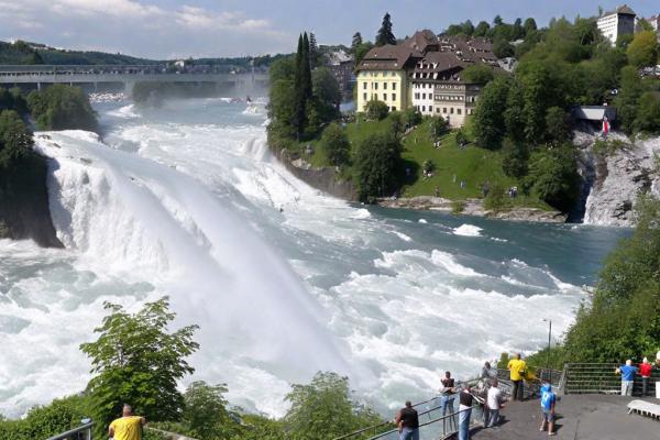 Рейнский водопад фото